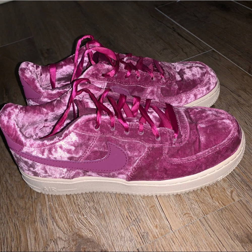 Nike Women’s Air Force 1 Velvet